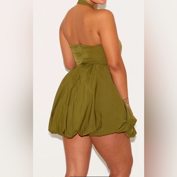 PrettyLittleThing Khaki Buckle Halterneck Puffball Mini 16W NWT FW26 holiday - Picture 5 of 7